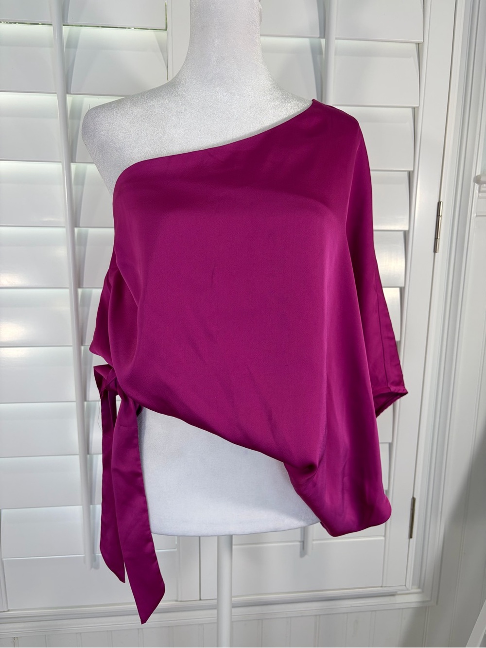 NWT Strut & Bolt One-Shoulder Sassy Satin Top in Raspberry (S)